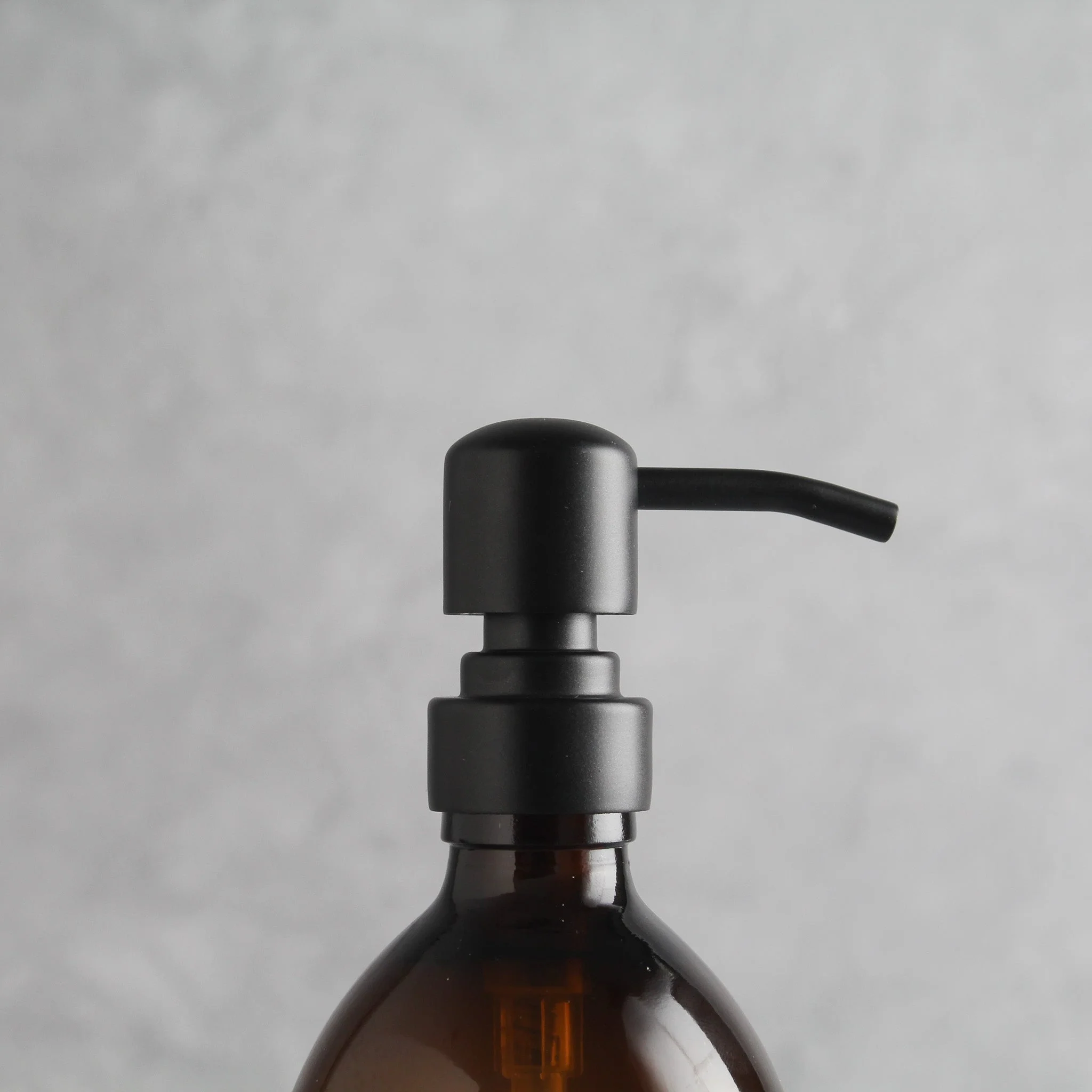 Body Wash, Shampoo & Conditioner Amber Plastic Set - Image 3