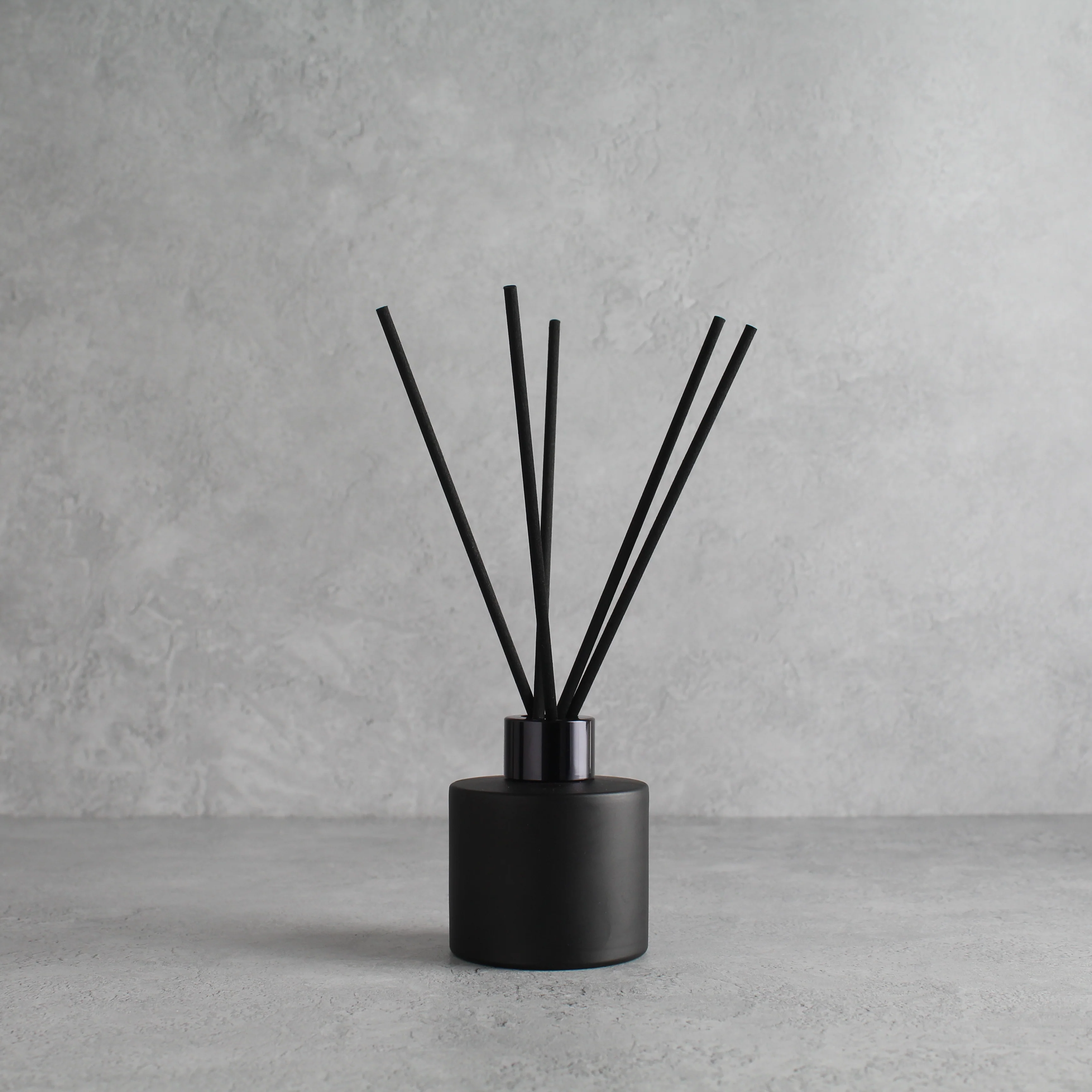 Free - Black Reed Diffuser
