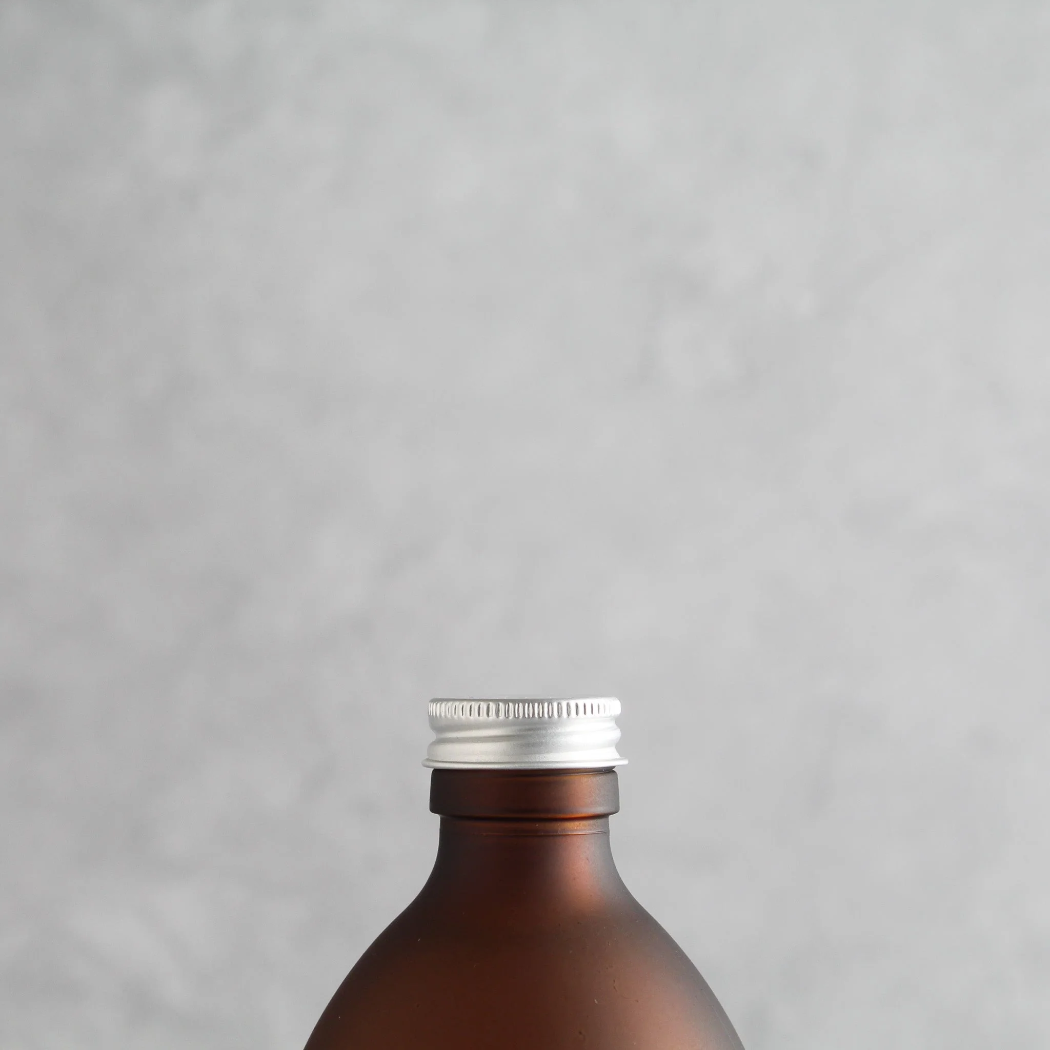 Frosted Amber Glass Bottle With Screw Cap - Image 3