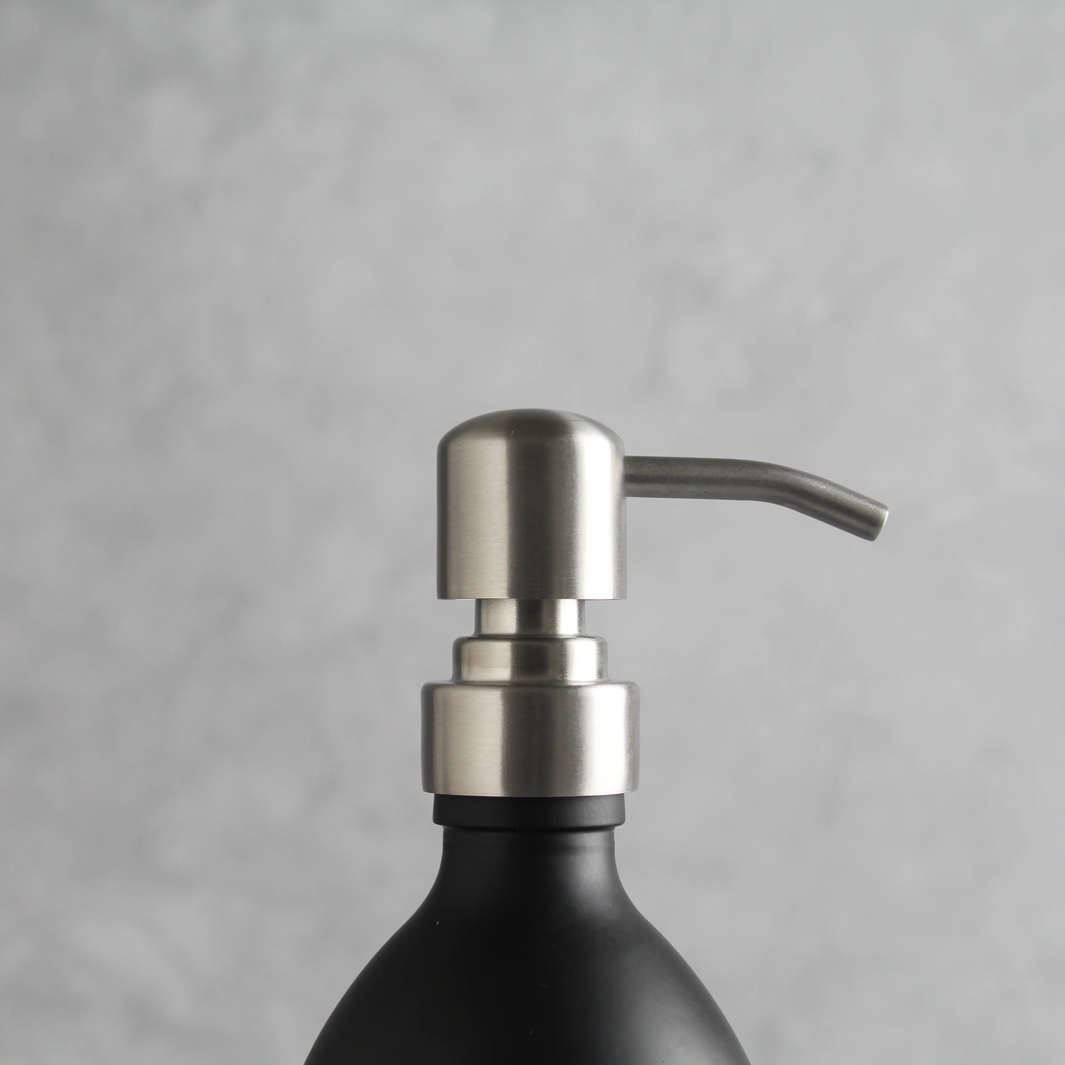 White Tray & Matte Black Dispenser Double Set - Image 8